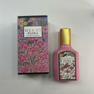 Gucci Flora Pink and Gold Perfume